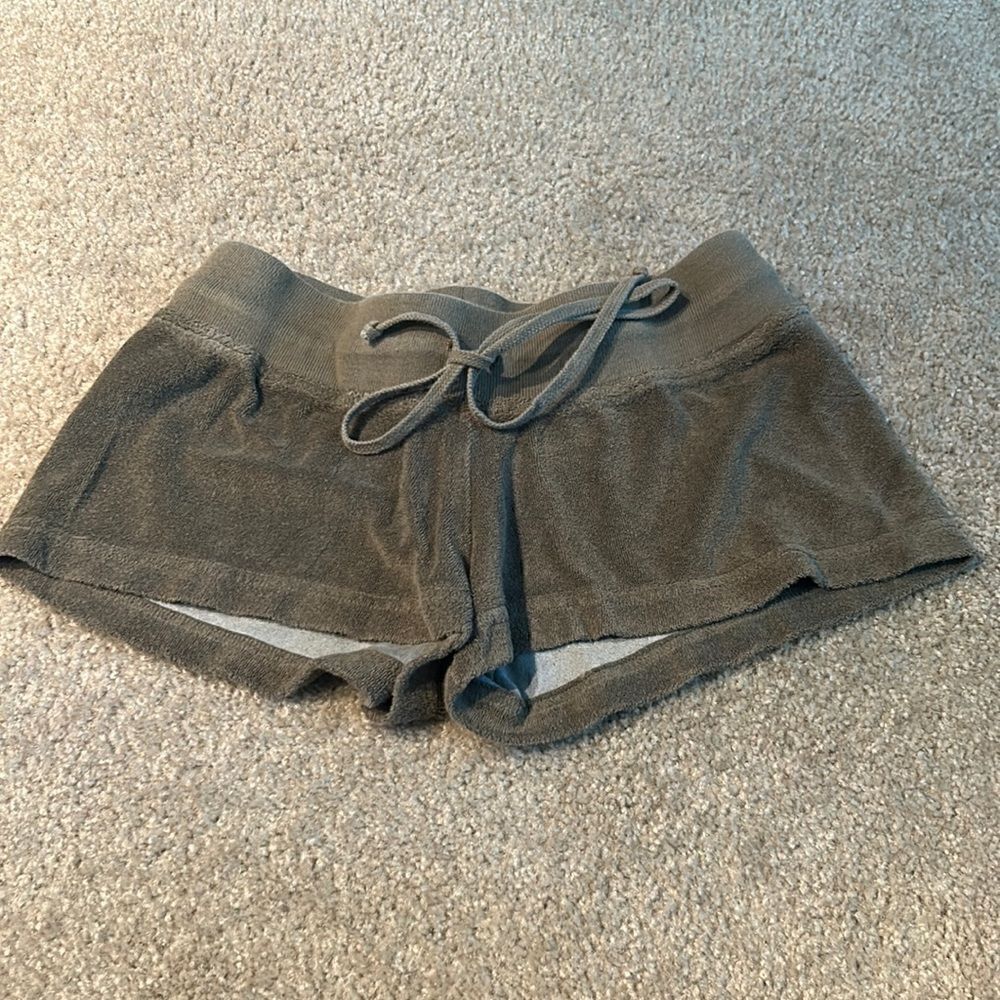 Hard Tail Olive Green Terry Shorts, Size Medium (Y/M 10)